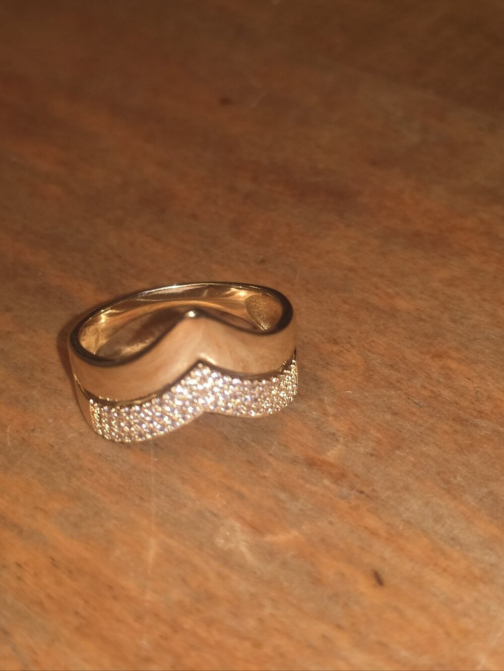 Womens V Shaped Ring Pave Rhinestones Size 8 Pretty Ring Brand Unknown